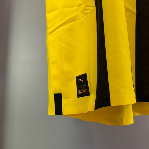 2023/24 Dortmund x Puma Authentic Home Kit - Picture 4 of 6